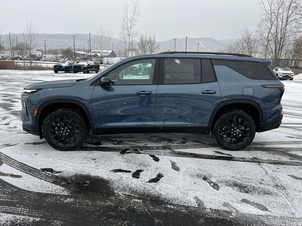 New 2026 Chevrolet Traverse LT SUV