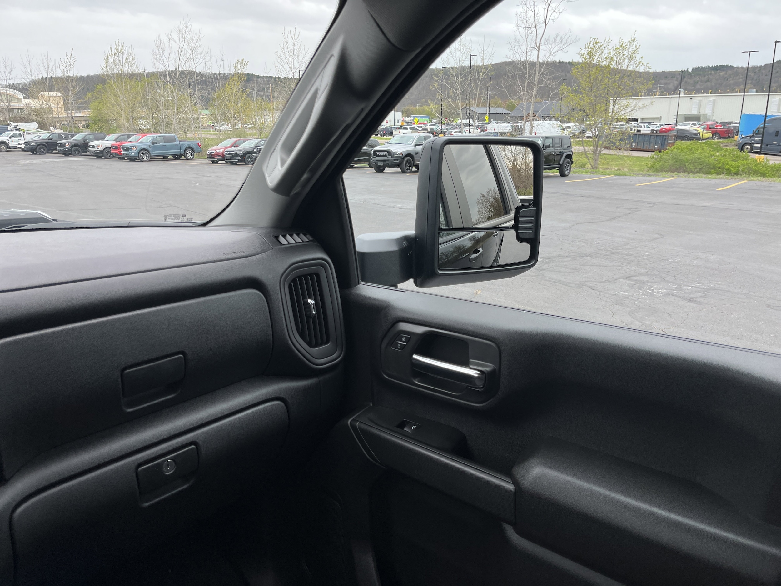 2026 Chevrolet Silverado 2500 HD Custom - Photo 31