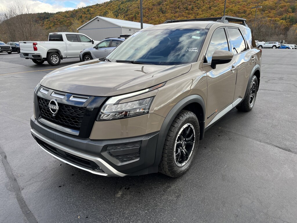 Used 2024 Nissan Pathfinder Rock Creek 4WD SUV