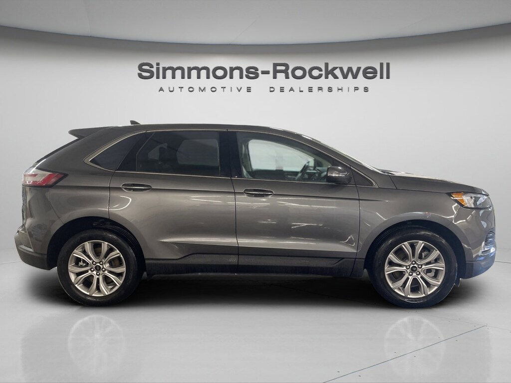 Used 2024 Ford Edge Titanium