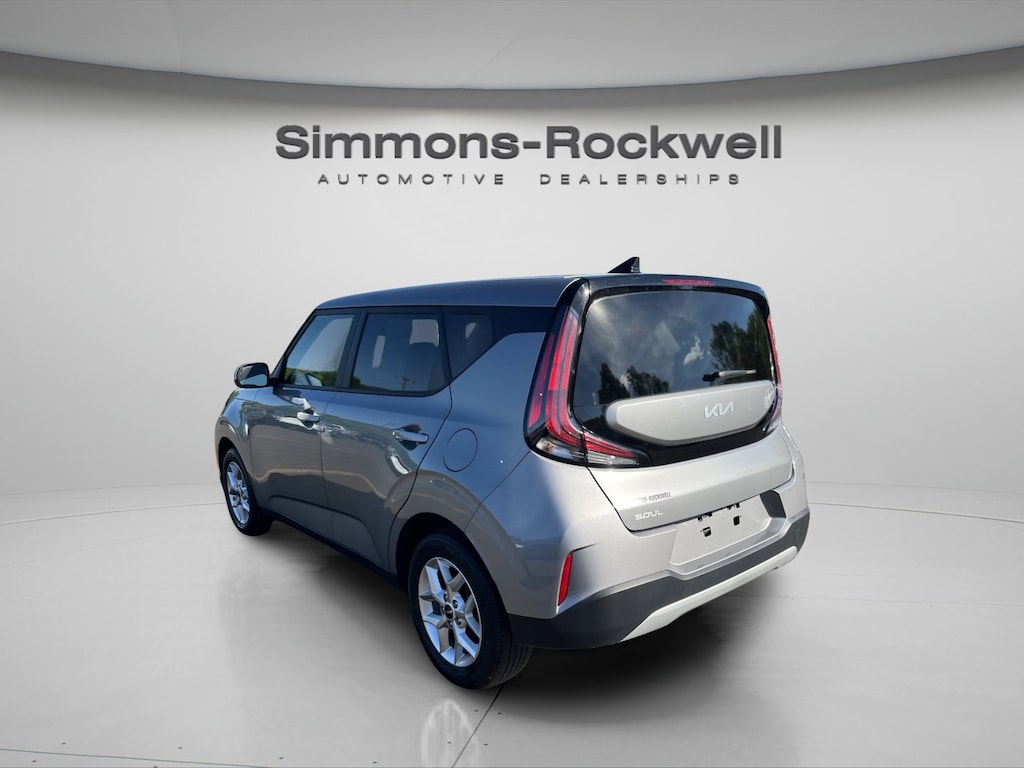 Used 2025 Kia Soul LX Crossover