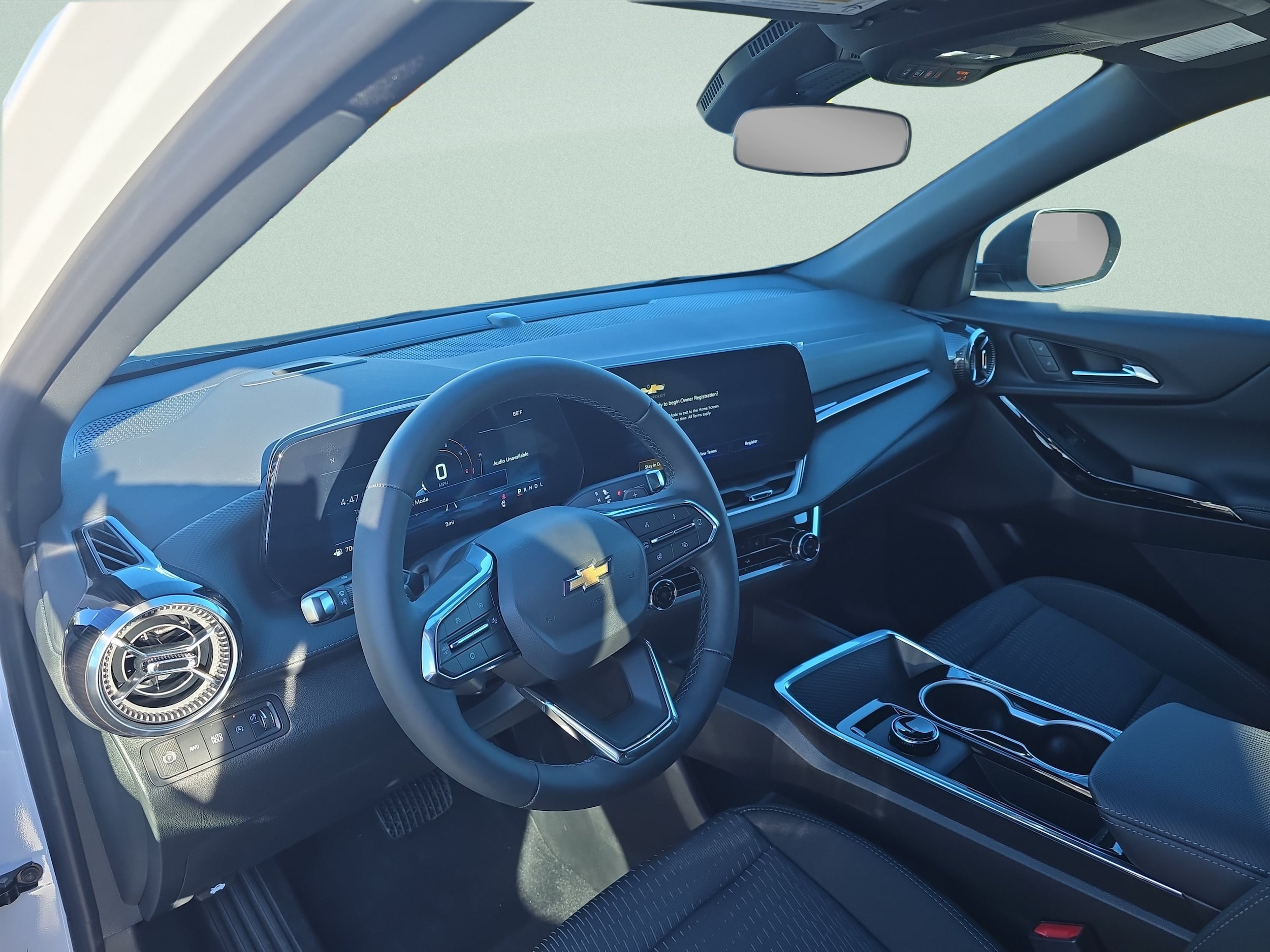 2027 Chevrolet Equinox LT - Photo 13