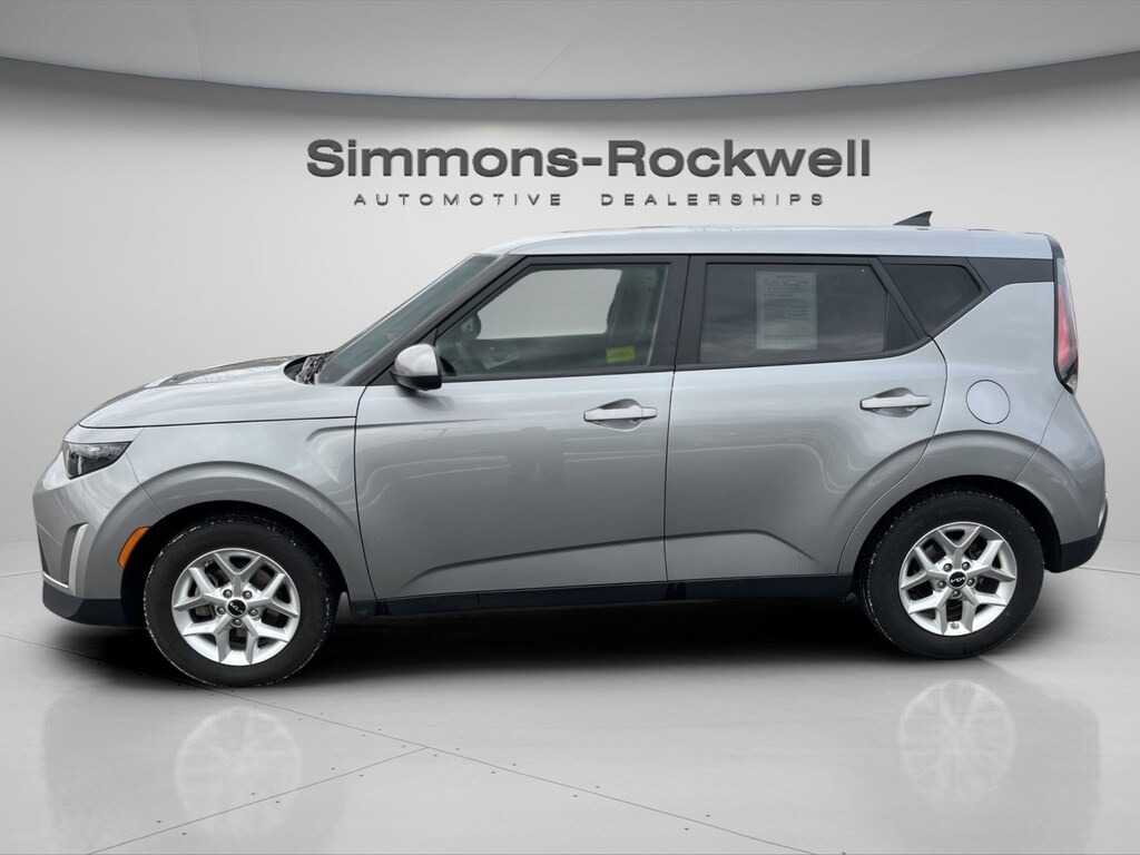 Used 2024 Kia Soul LX