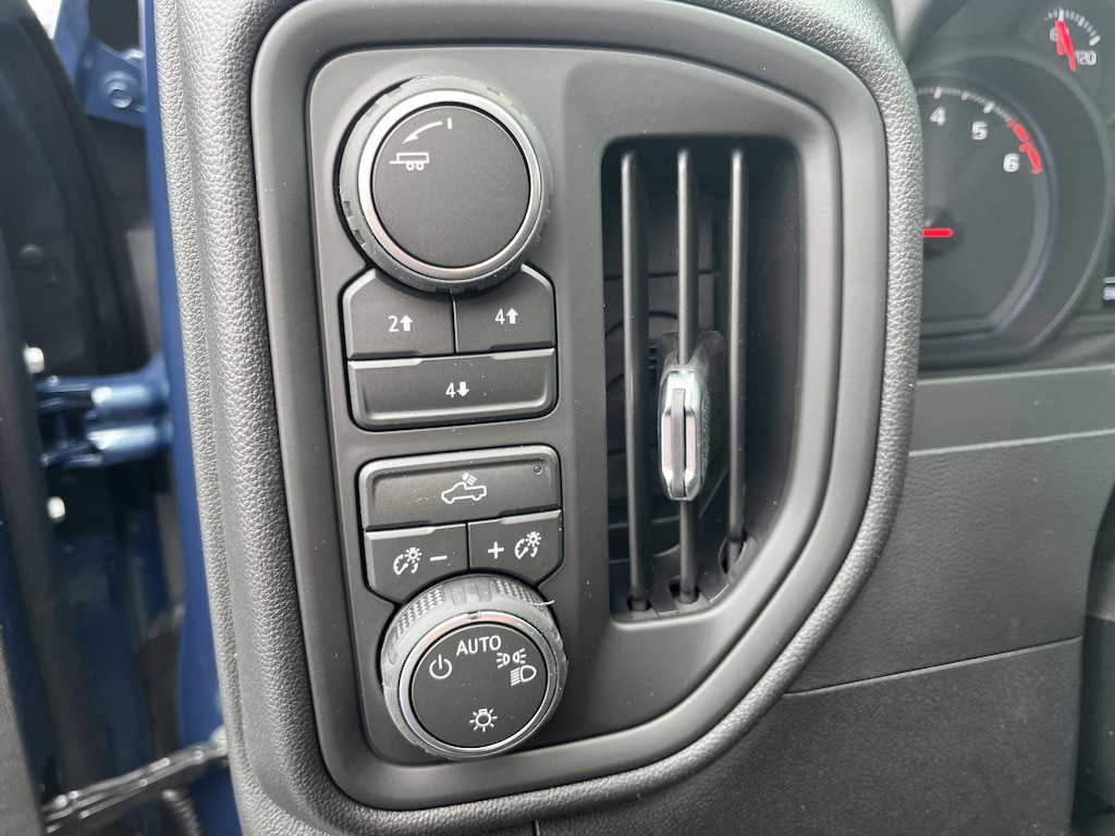 New 2026 Chevrolet Silverado 2500 HD Custom Truck