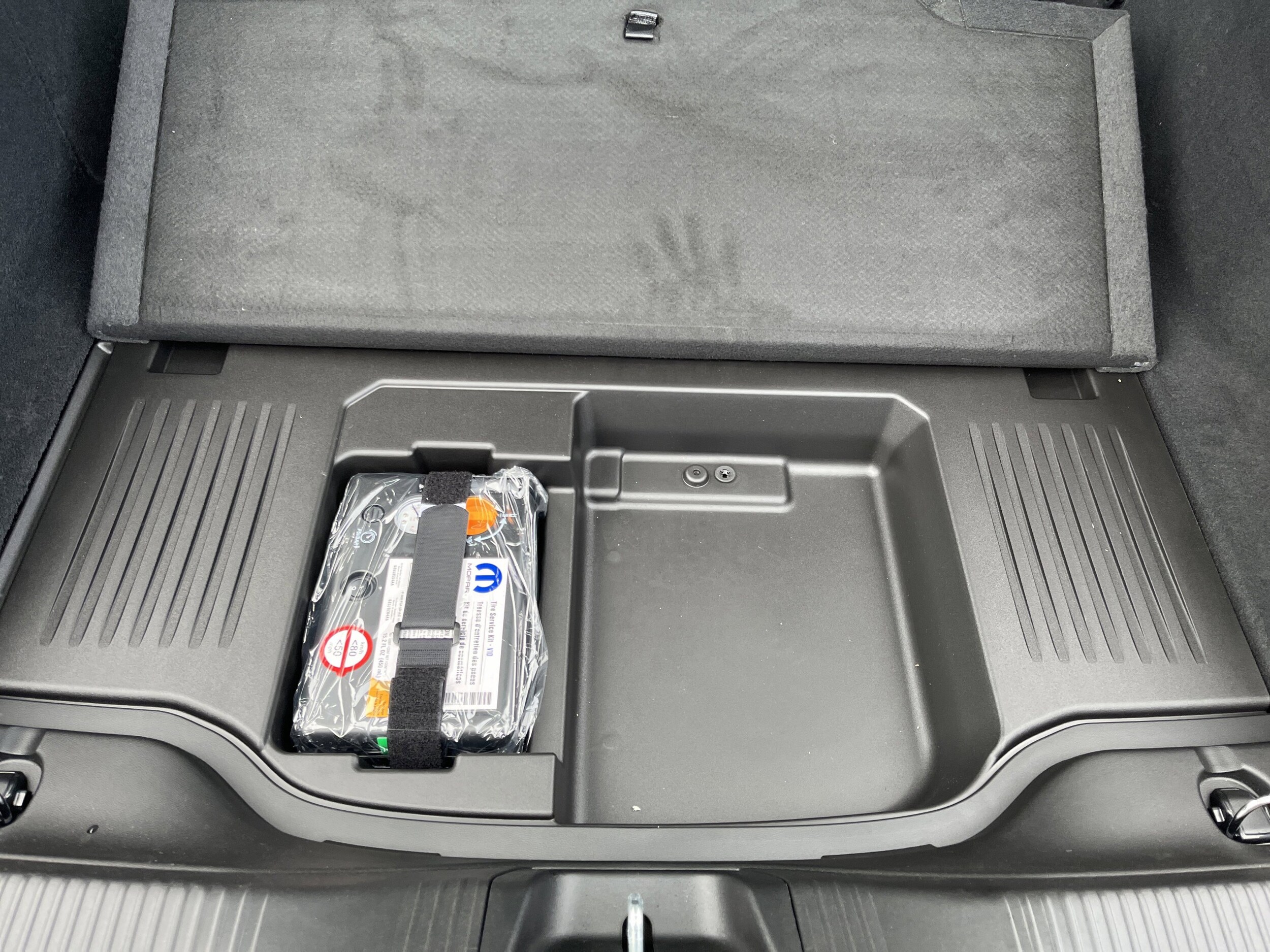 2026 Dodge Charger Scat Pack - Photo 12