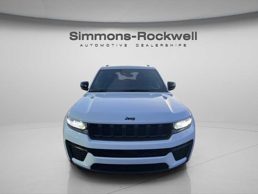 New 2026 Jeep Grand Cherokee LAREDO ALTITUDE 4X4 Sport Utility