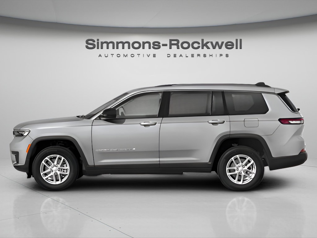 Used 2024 Jeep Grand Cherokee L Laredo Laredo 4x4
