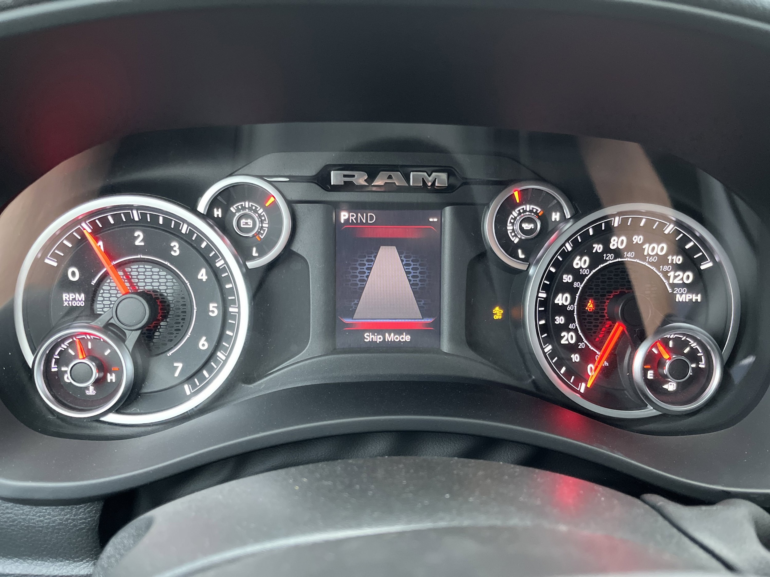 2026 RAM 2500 Tradesman - Photo 18
