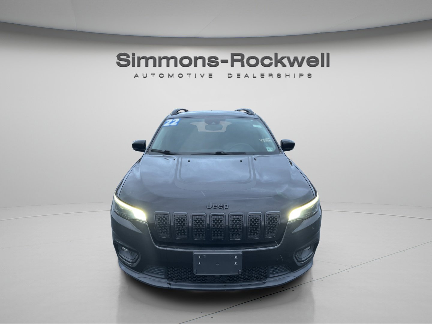 2022 Jeep Cherokee Latitude photo 2