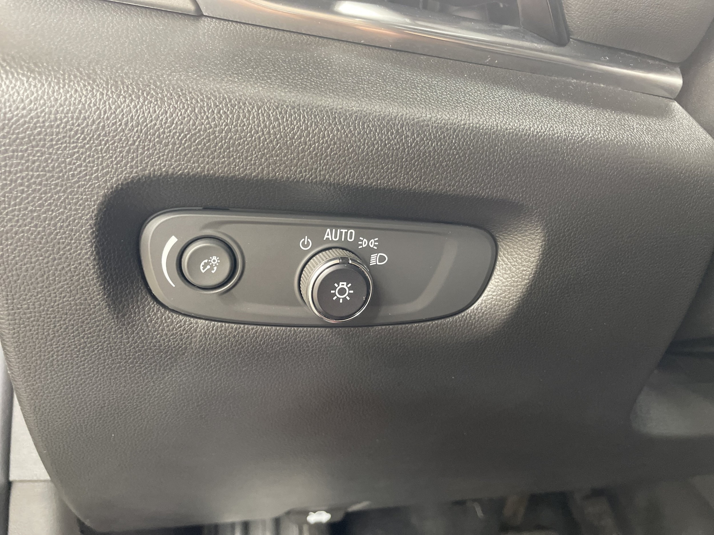 2022 Chevrolet Traverse 1LT - Photo 19