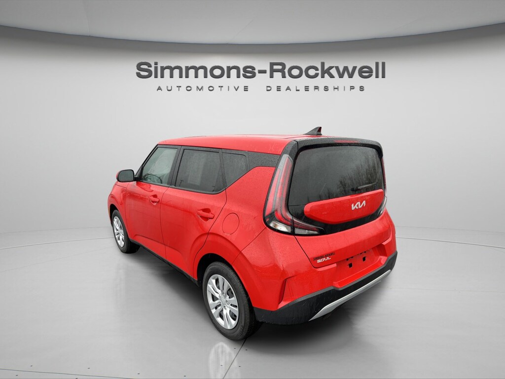 Used 2025 Kia Soul LX LX FWD