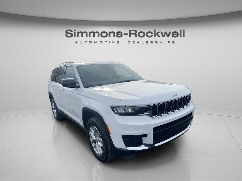 Used 2024 Jeep Grand Cherokee L Laredo X Laredo X 4x4