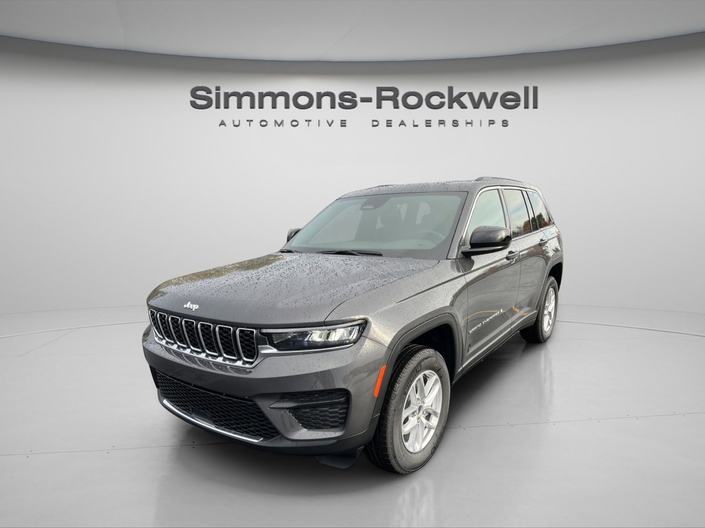 2025 Jeep Grand Cherokee Laredo's photo