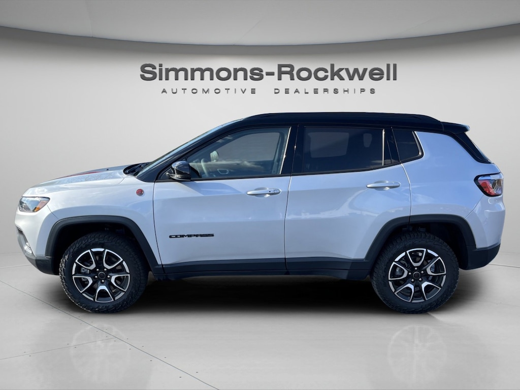 Used 2025 Jeep Compass Trailhawk Trailhawk 4x4