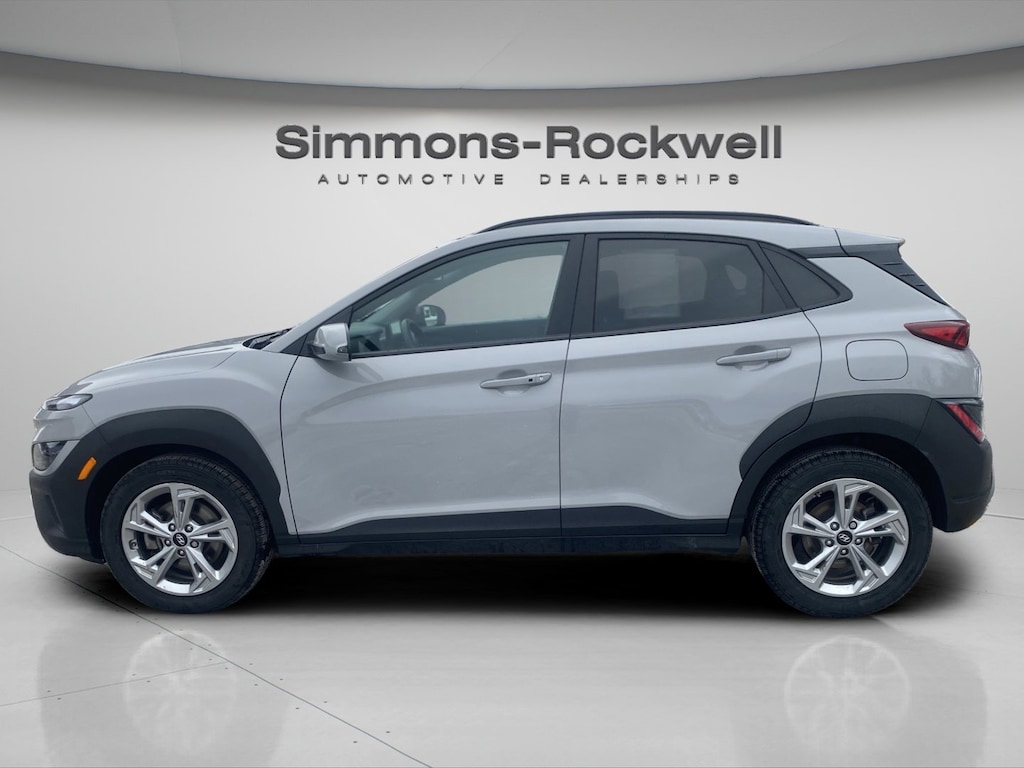 Used 2023 Hyundai Kona SEL SEL Auto AWD