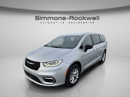 2026 Chrysler Pacifica SELECT AWD Passenger Van