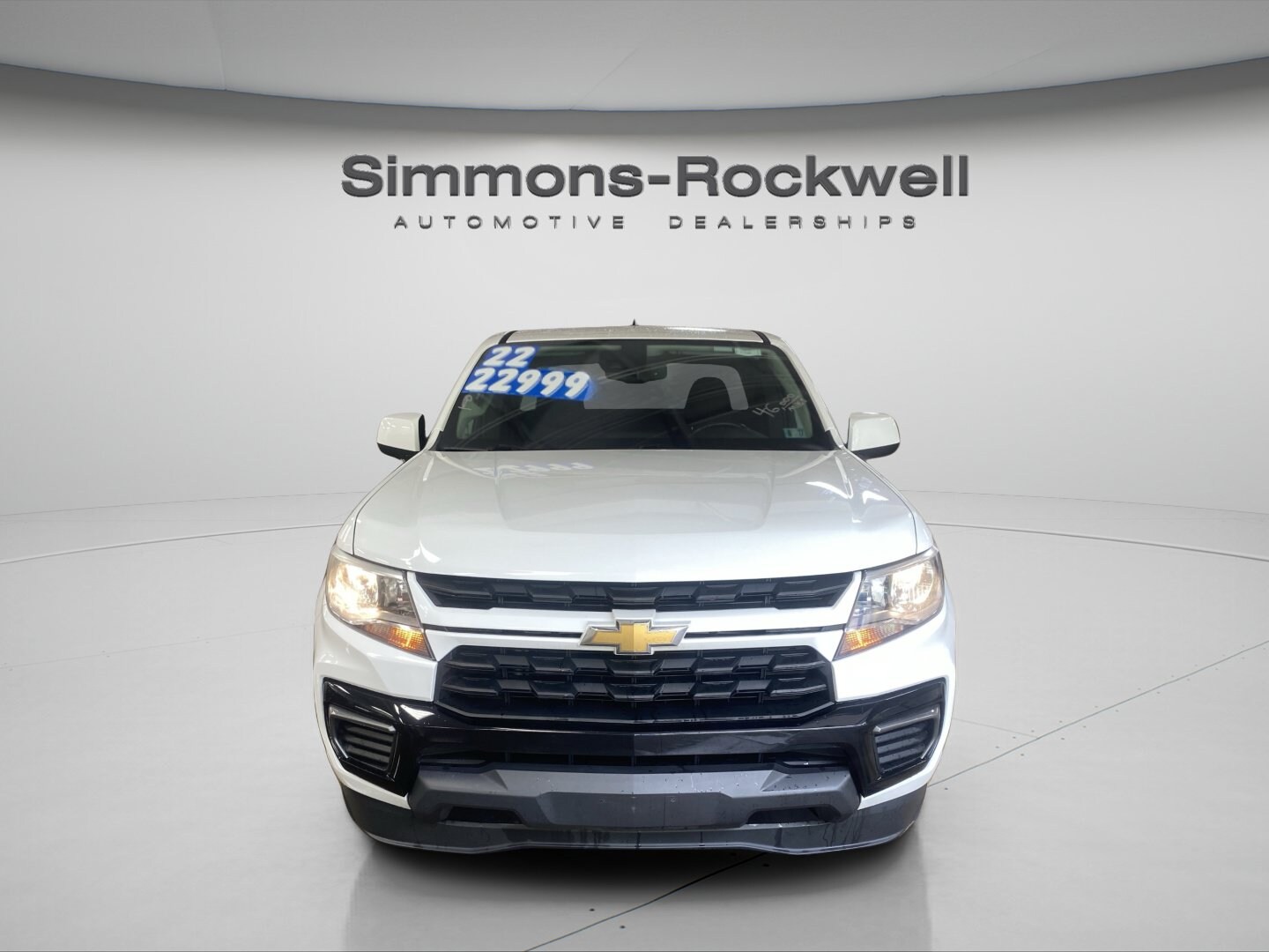 2022 Chevrolet Colorado LT - Photo 8