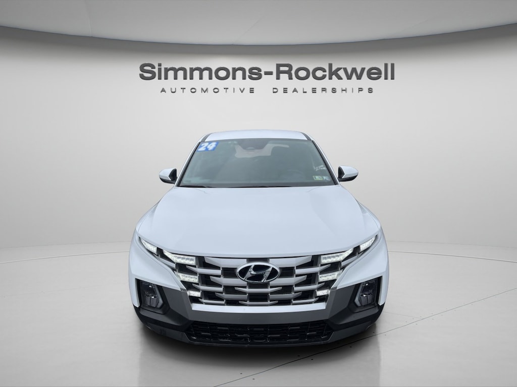 Used 2024 Hyundai Santa Cruz SE SE AWD