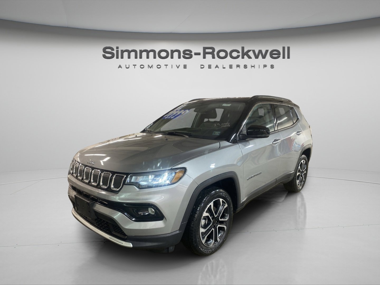 2022 Jeep Compass Limited's photo