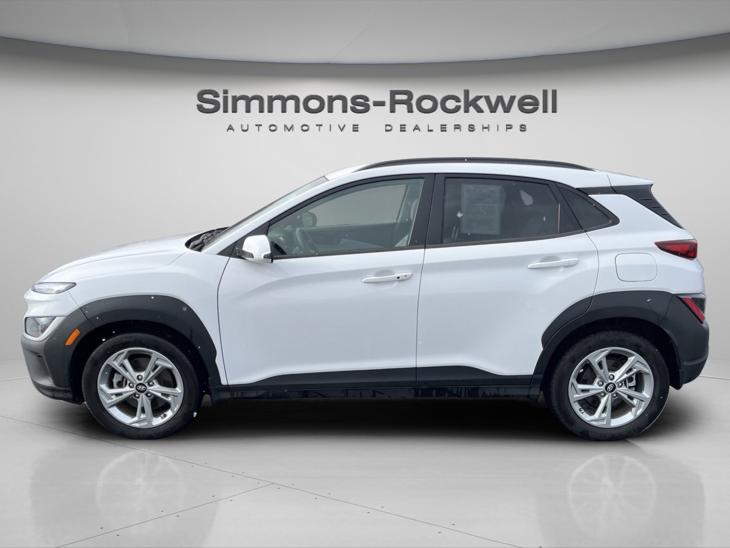 2023 Hyundai Kona SEL photo 3