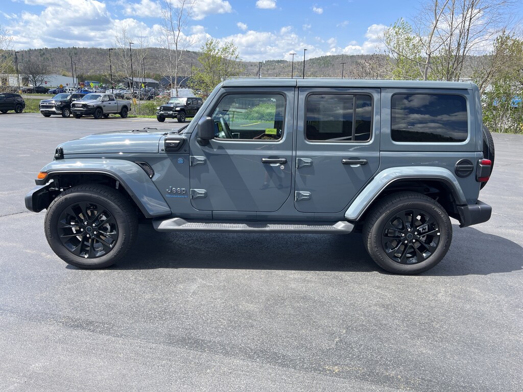 Used 2025 Jeep Wrangler 4xe Sahara Sahara 4x4