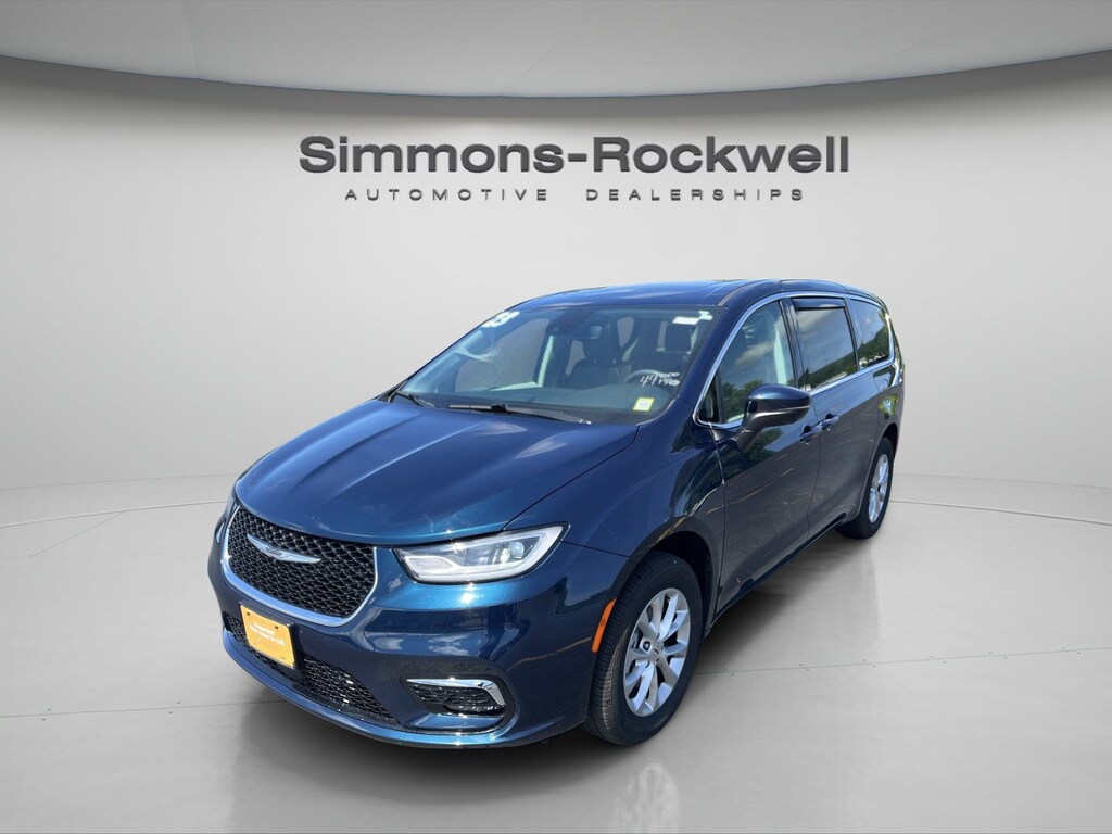 Used 2023 Chrysler Pacifica Touring L Touring L AWD