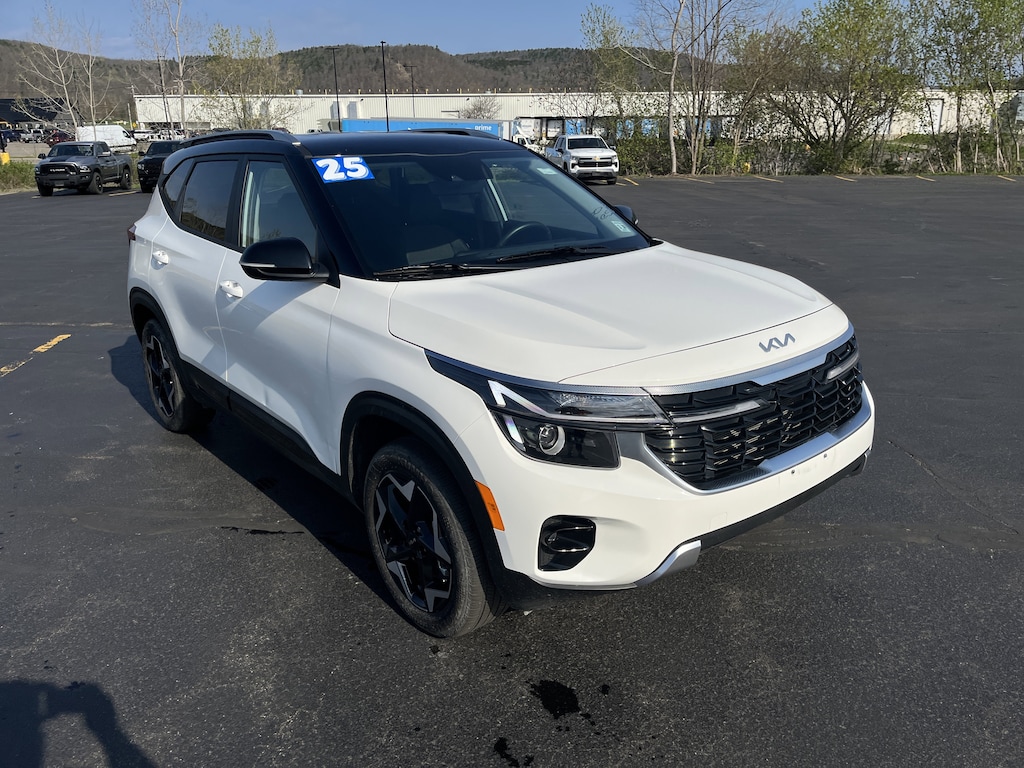 Used 2025 Kia Seltos S S IVT AWD