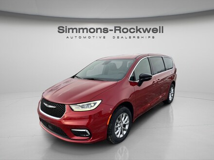 2026 Chrysler Pacifica SELECT AWD Passenger Van