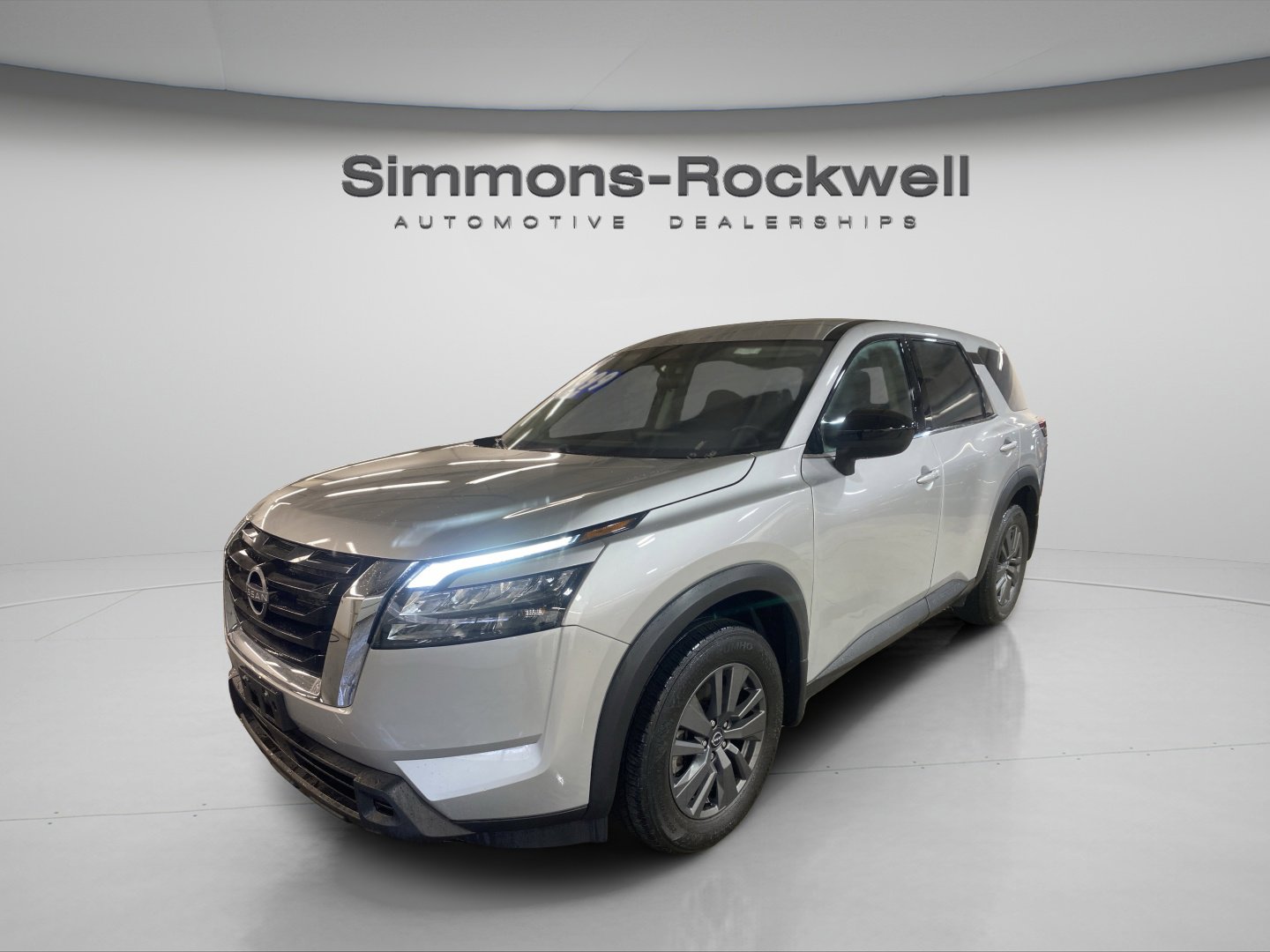 2024 Nissan Pathfinder S's photo