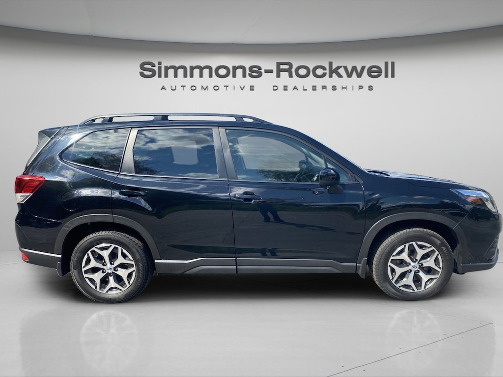 Used 2023 Subaru Forester Premium Premium CVT