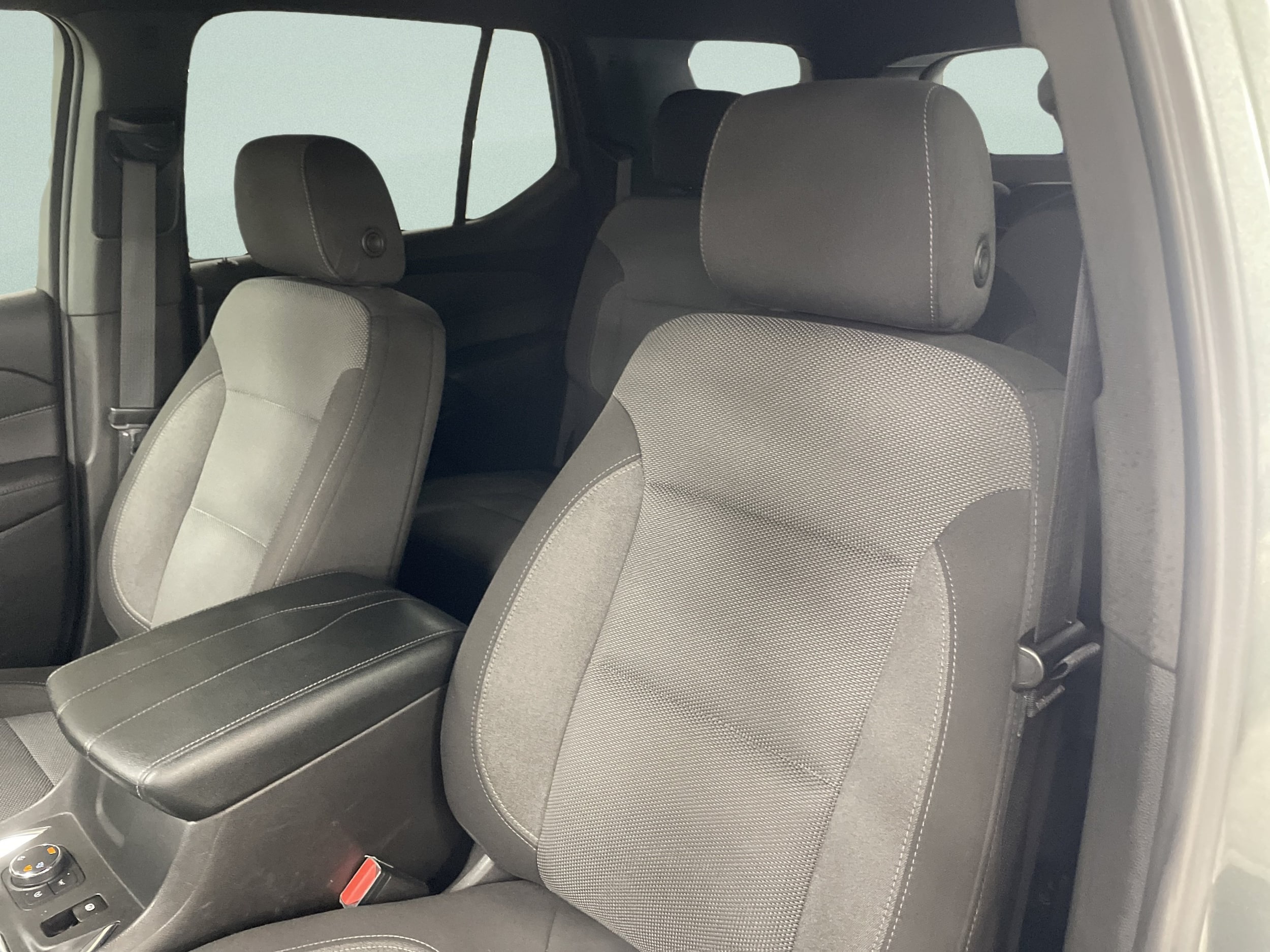 2022 Chevrolet Traverse 1LT - Photo 14
