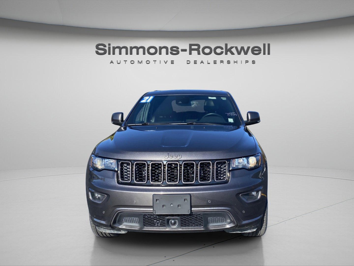 2021 Jeep Grand Cherokee Limited photo 2