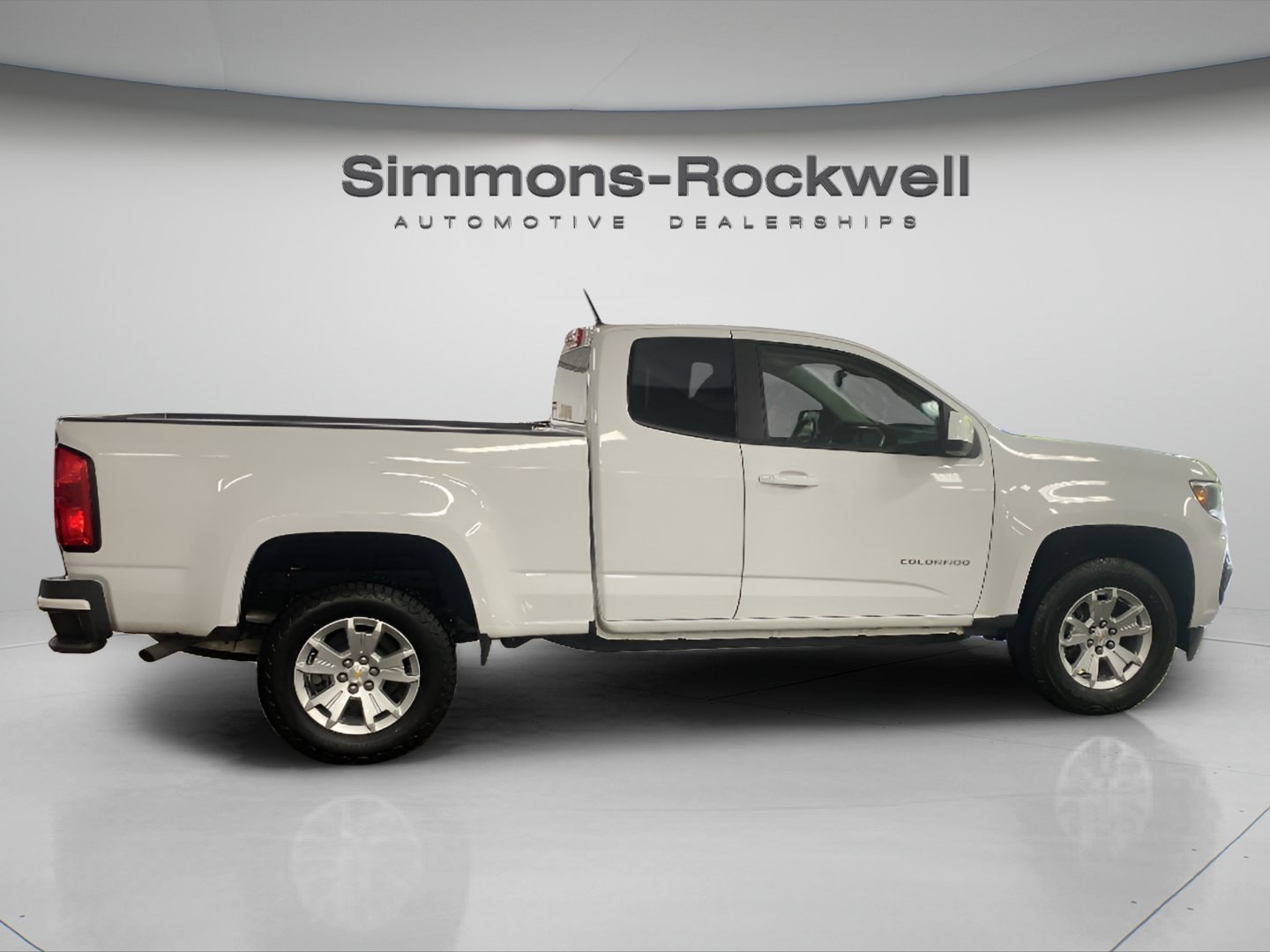 2022 Chevrolet Colorado LT - Photo 6