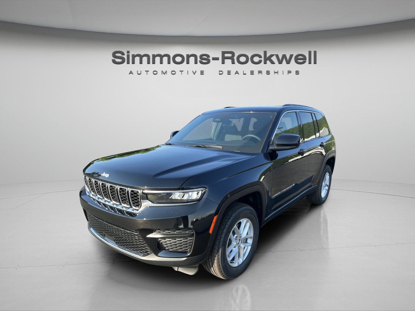 2026 Jeep Grand Cherokee LAREDO 4X4 Sport Utility