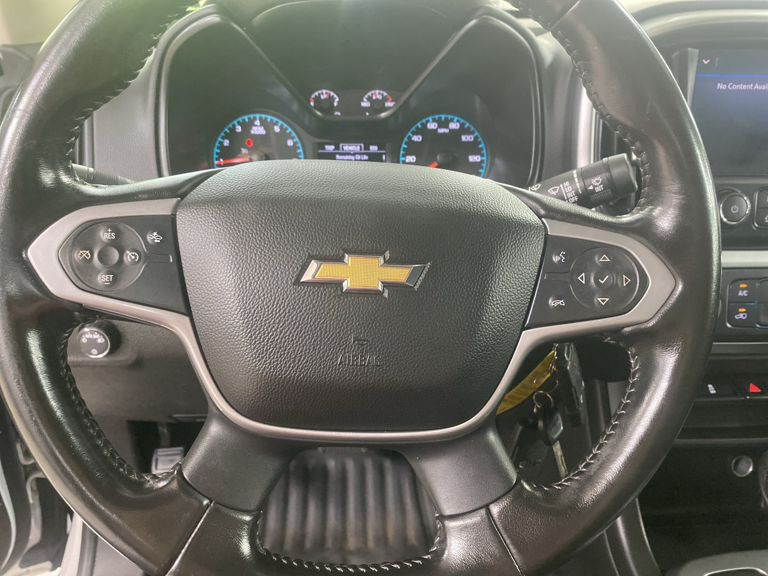 2022 Chevrolet Colorado LT - Photo 16