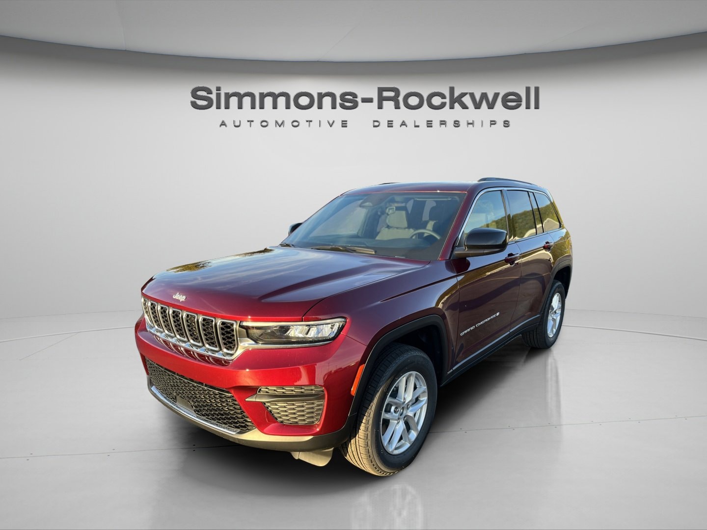 2025 Jeep Grand Cherokee Laredo's photo