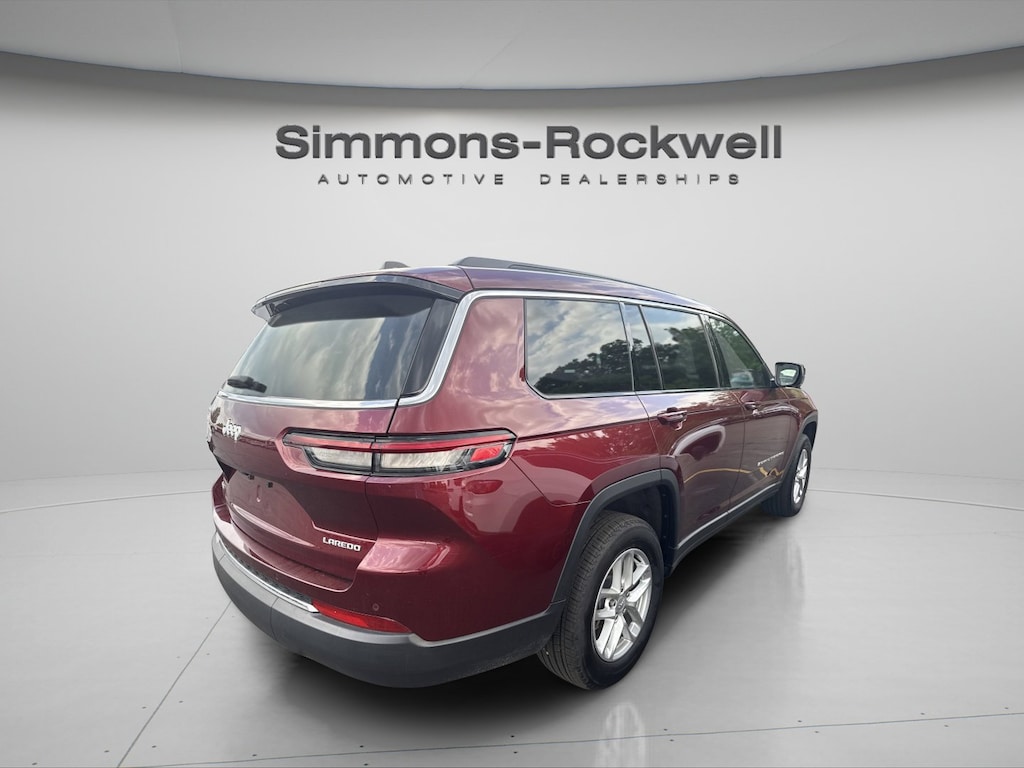 Used 2025 Jeep Grand Cherokee L Laredo Laredo 4x4
