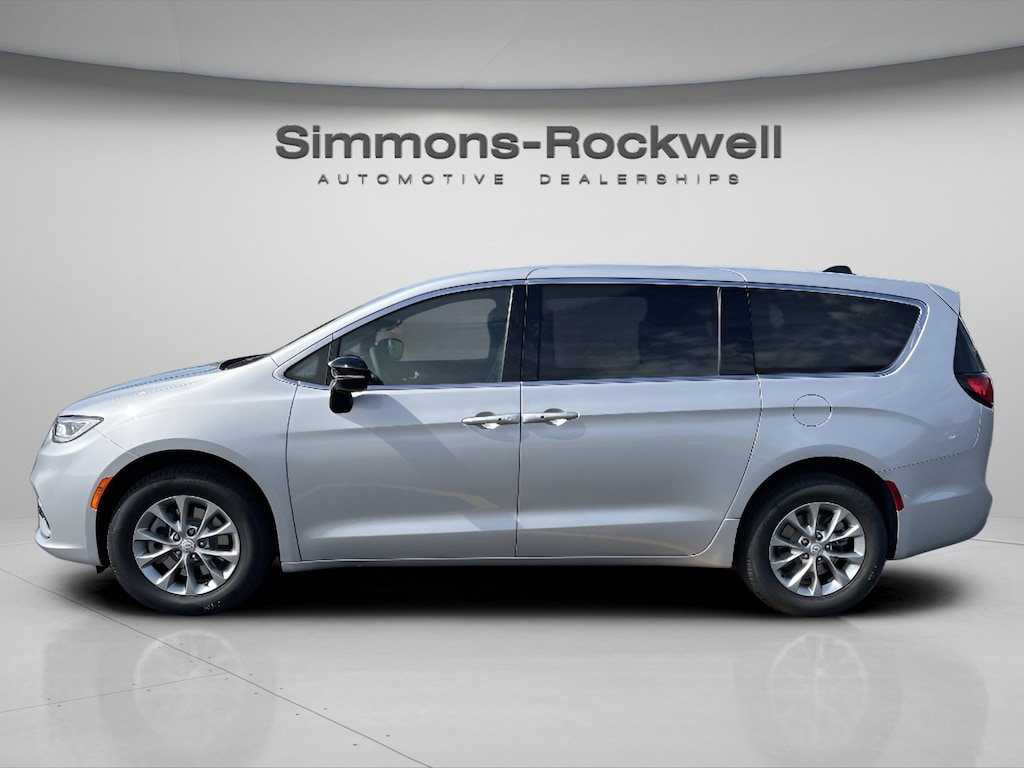 New 2026 Chrysler Pacifica SELECT AWD Passenger Van