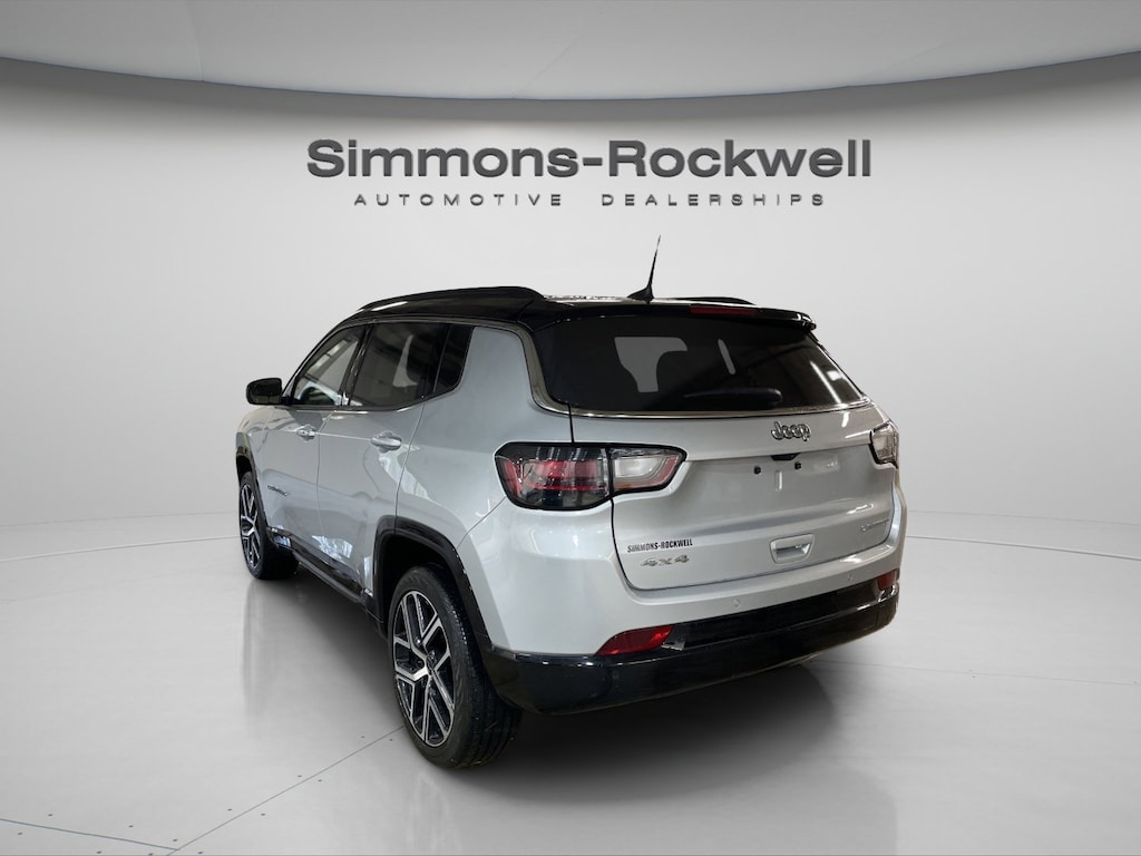 Used 2025 Jeep Compass Limited Limited 4x4