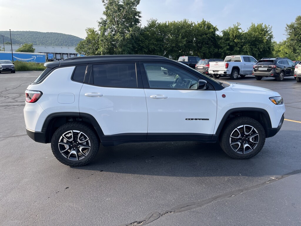 Used 2025 Jeep Compass Trailhawk Trailhawk 4x4