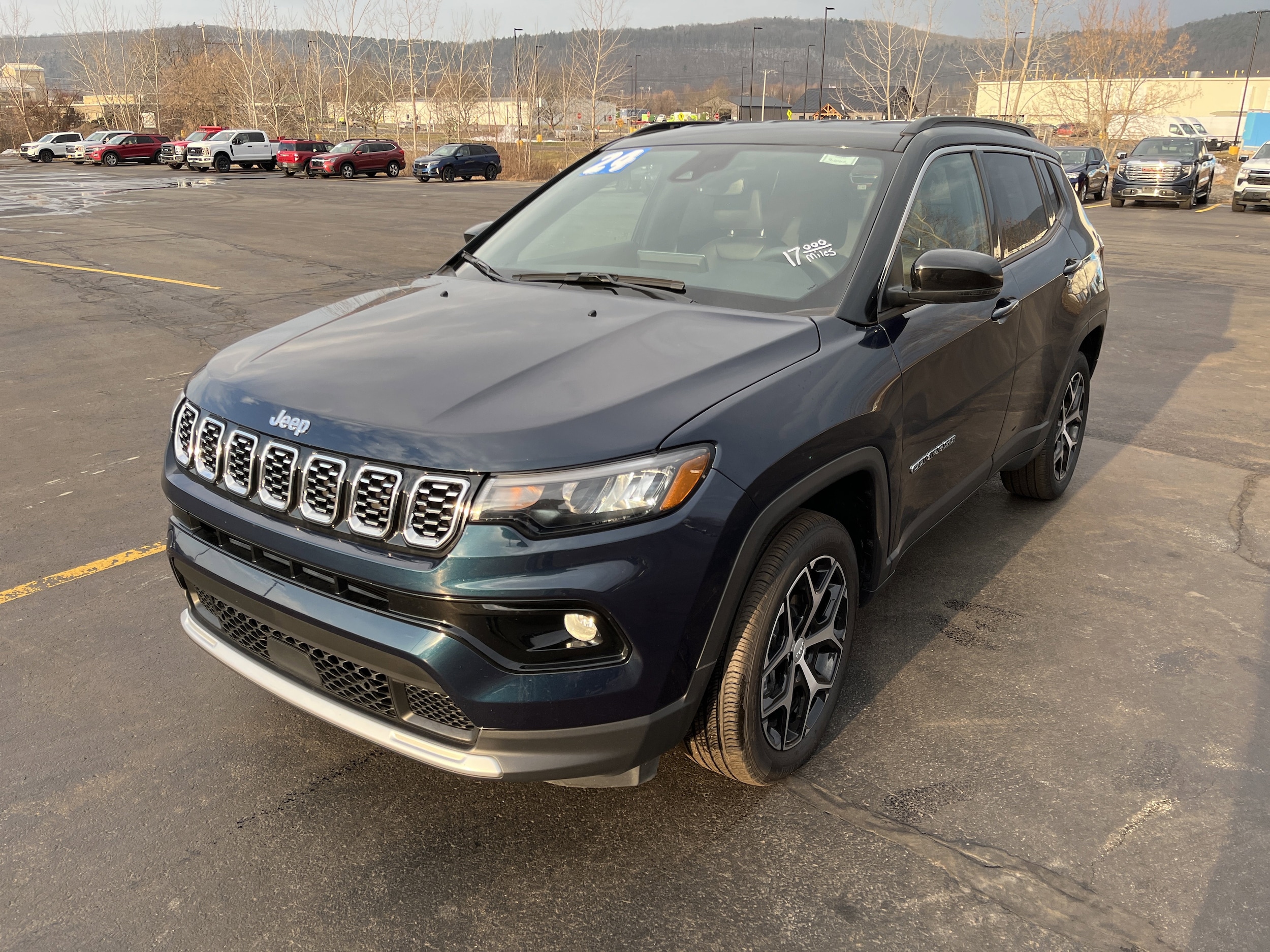 2024 Jeep Compass Limited's photo