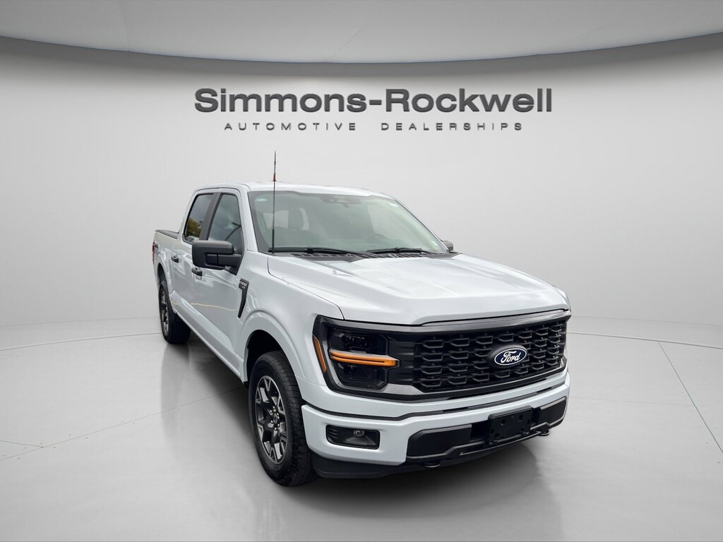 New 2025 Ford F-150 STX STX 4WD SuperCrew 5.5 Box