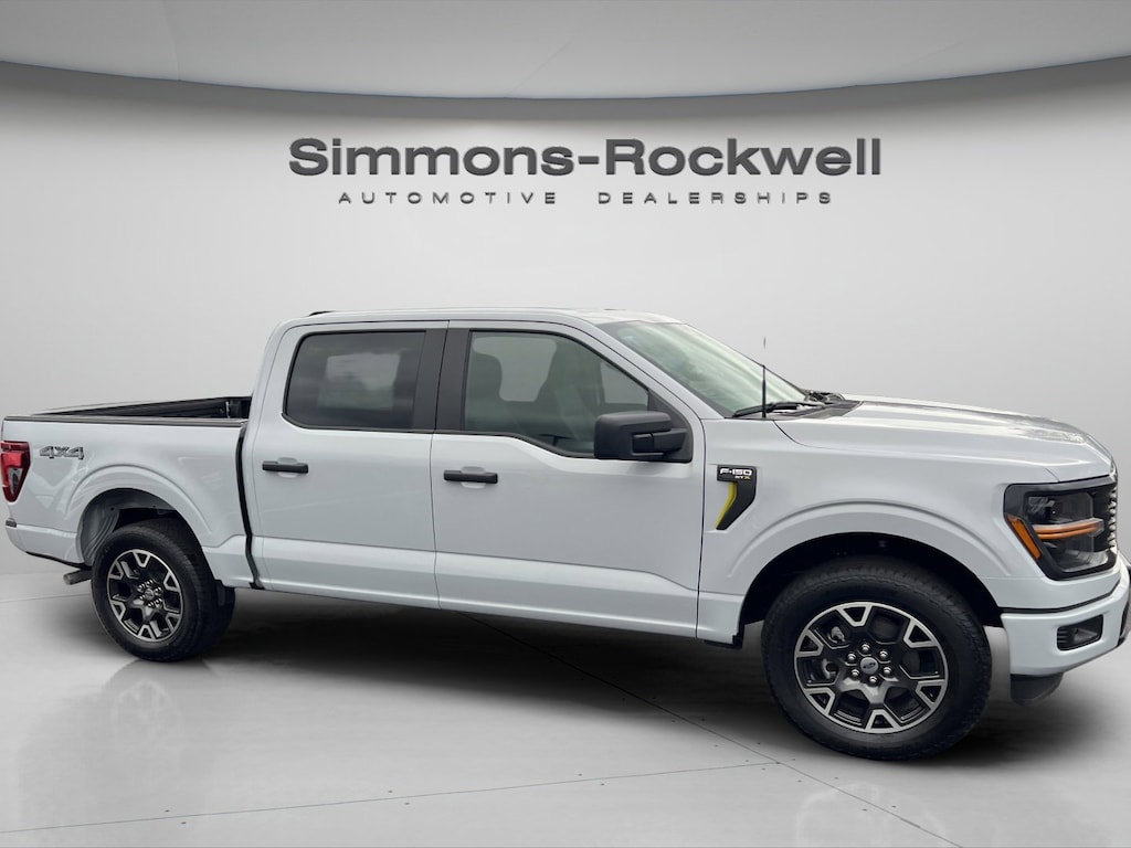 New 2025 Ford F-150 STX STX 4WD SuperCrew 5.5 Box