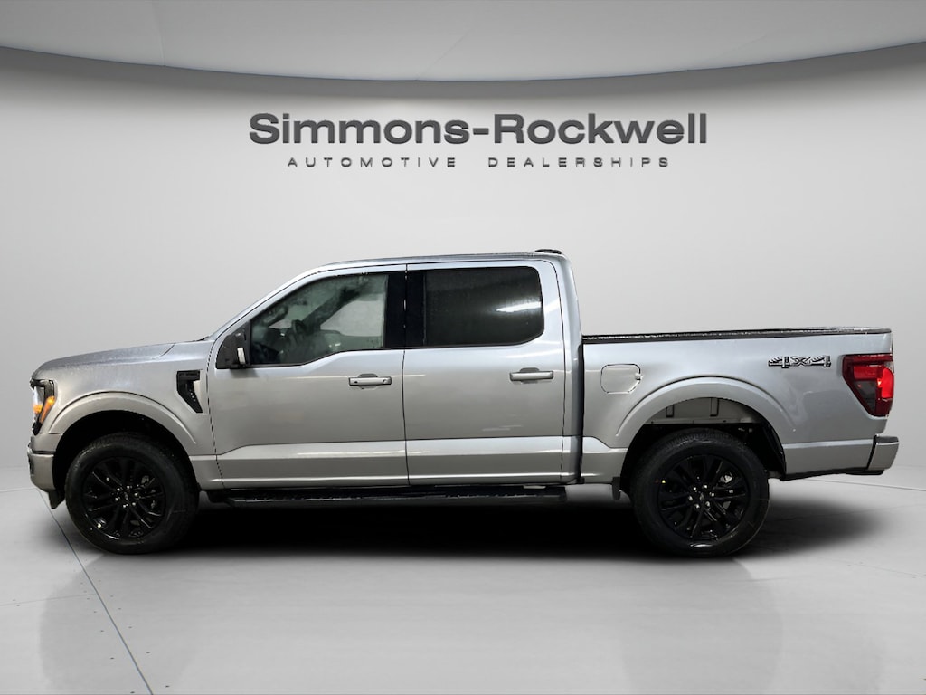 New 2026 Ford F-150 XLT XLT 4WD SuperCrew 5.5 Box
