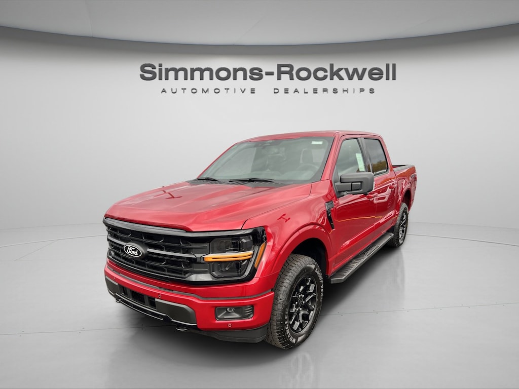 New 2025 Ford F-150 XLT XLT 4WD SuperCrew 5.5 Box