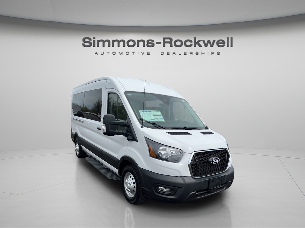 New 2026 Ford Transit Passenger Wagon XL T-350 148 Med Roof XL AWD