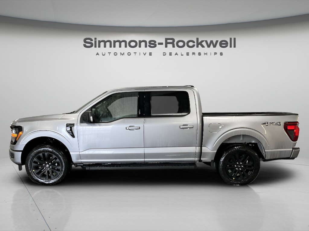 New 2026 Ford F-150 XLT XLT 4WD SuperCrew 5.5 Box
