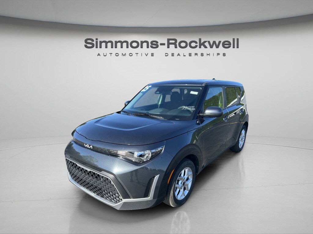Used 2025 Kia Soul LX LX FWD