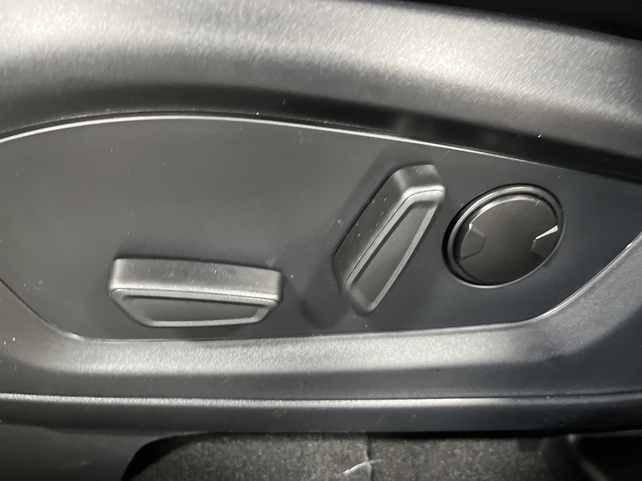 2026 Ford Explorer ST-Line - Photo 15