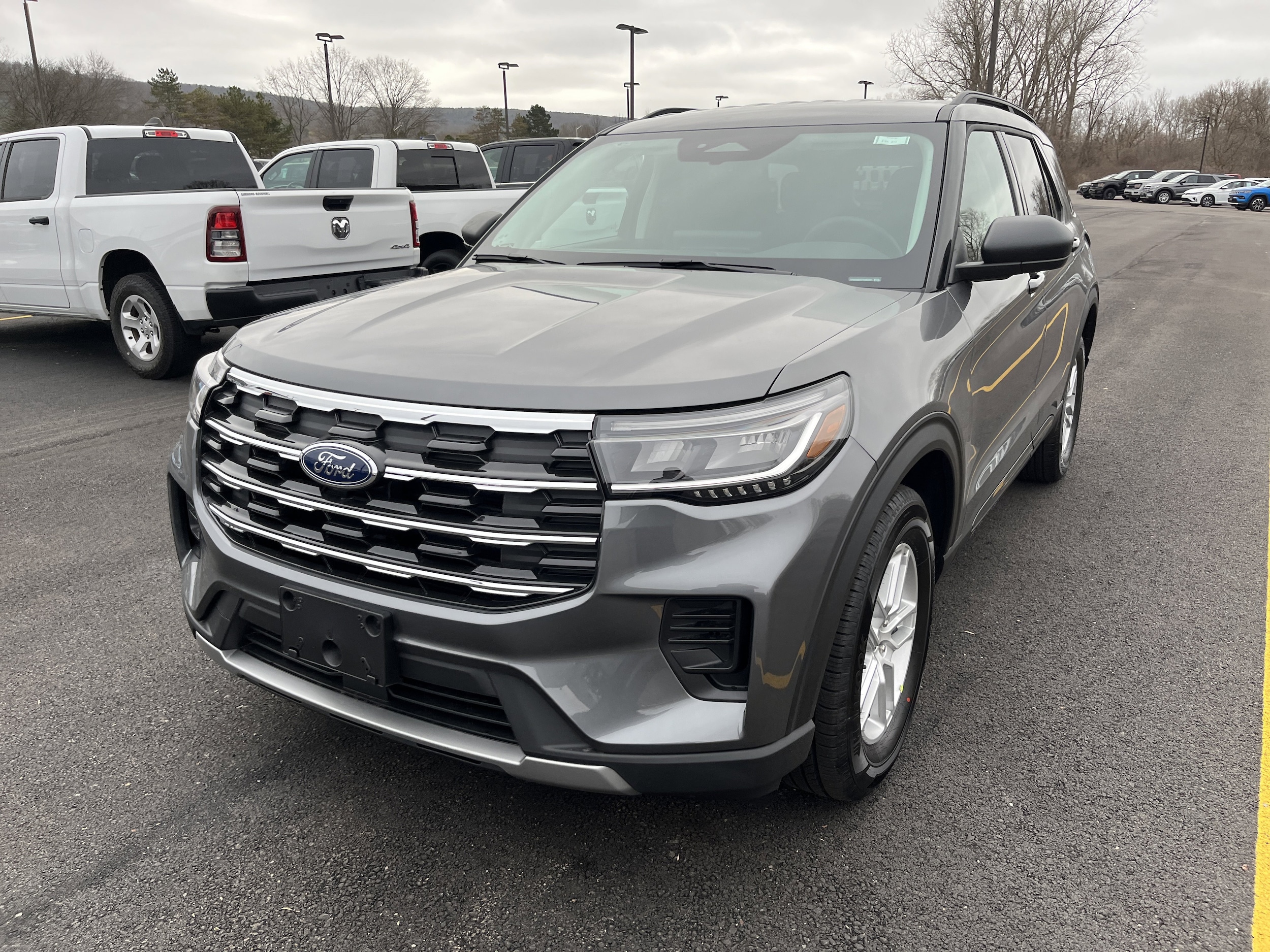 2026 Ford Explorer Active w/200A Pkg 4WD 